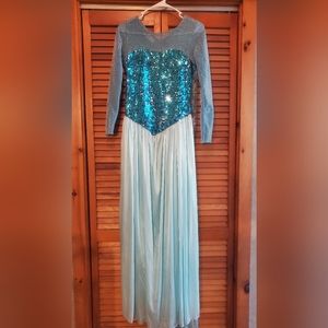 Women's XS Elsa Costume